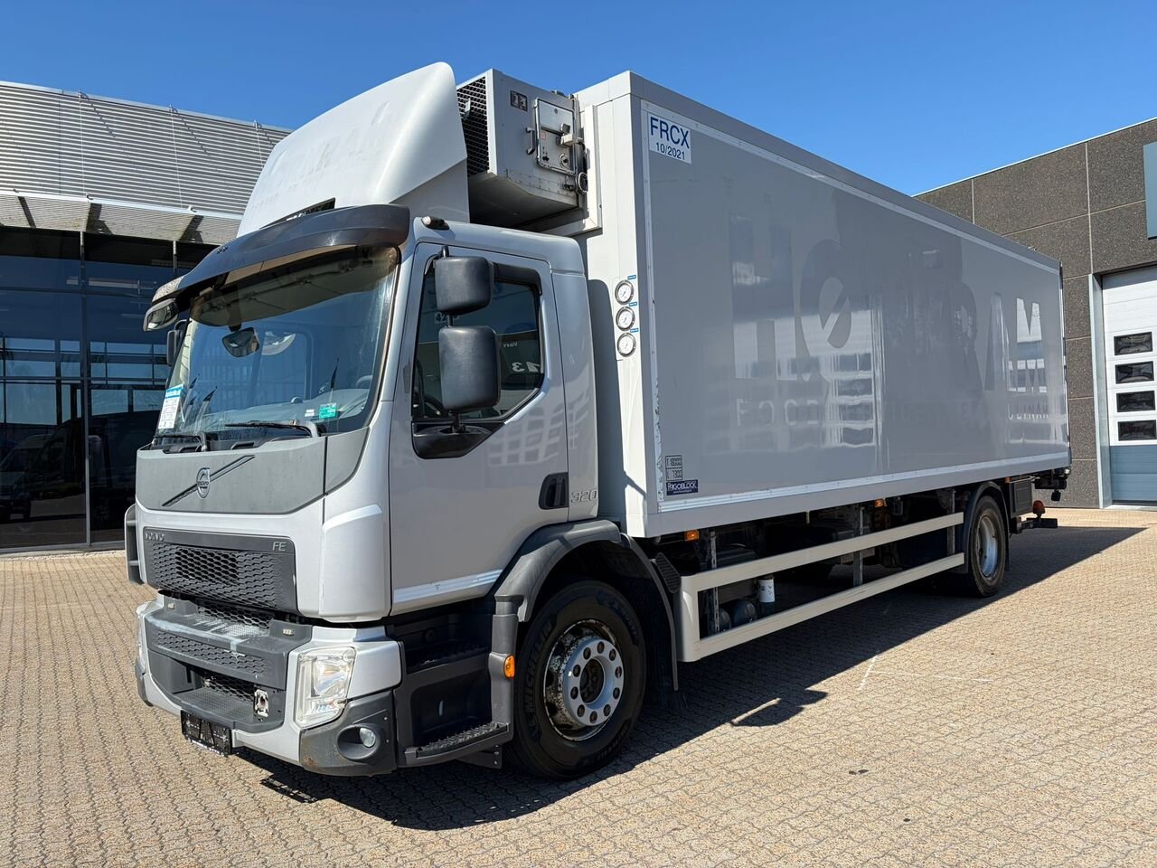 Truck Volvo FE 320