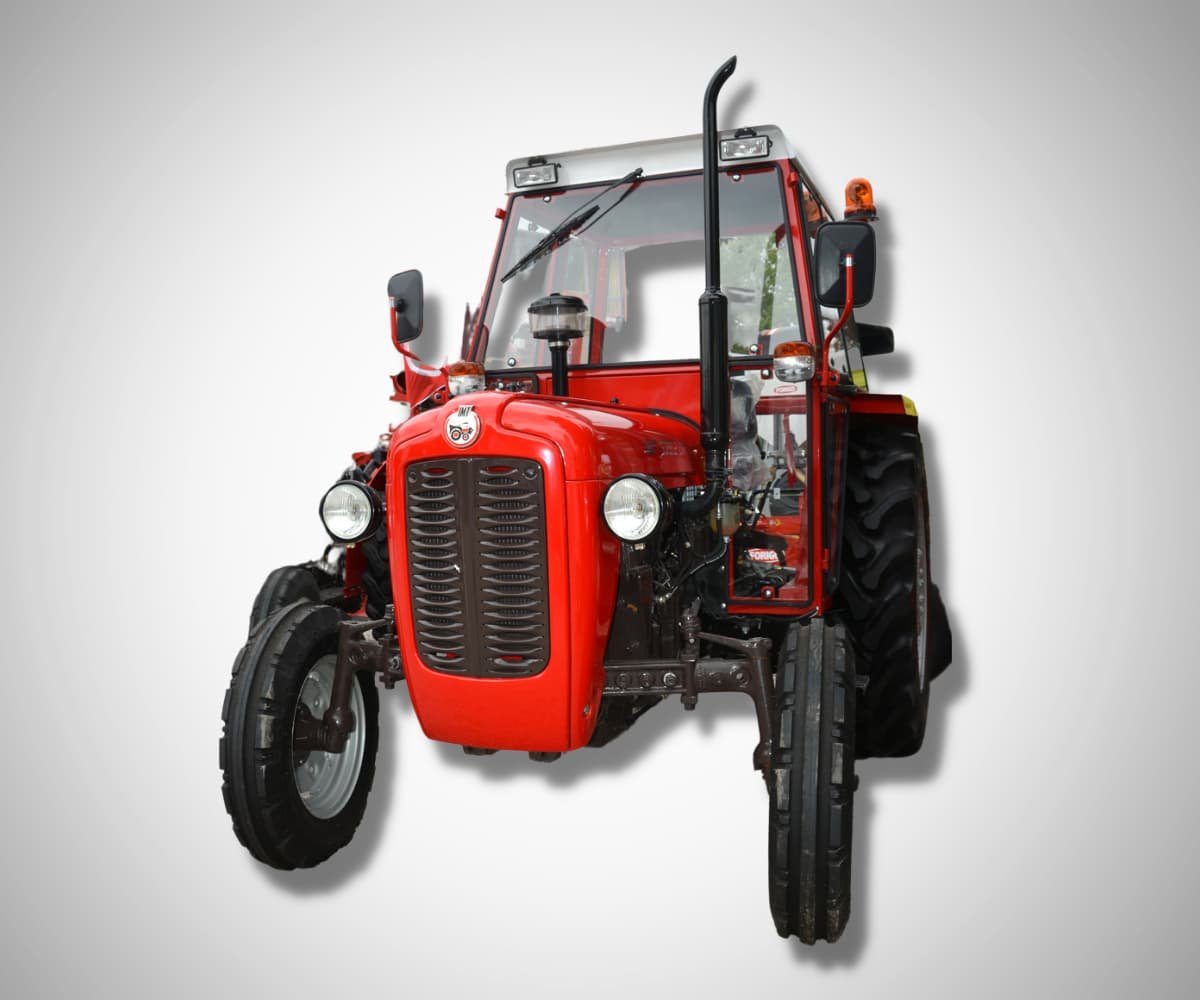 Traktor IMT 518