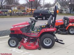 Massey Ferguson GC2300