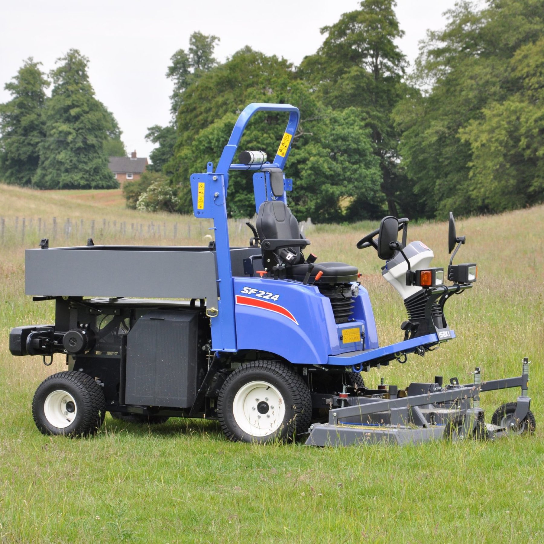 Municipal equipment Iseki SF225