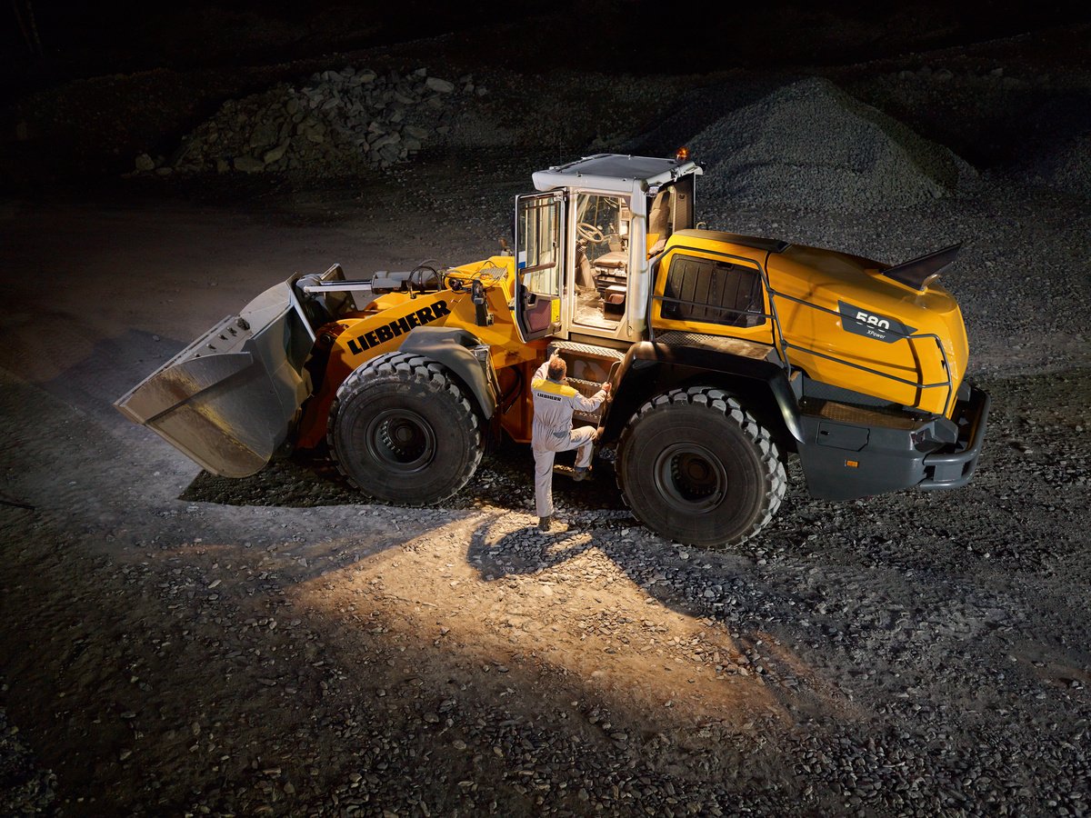 Liebherr L566