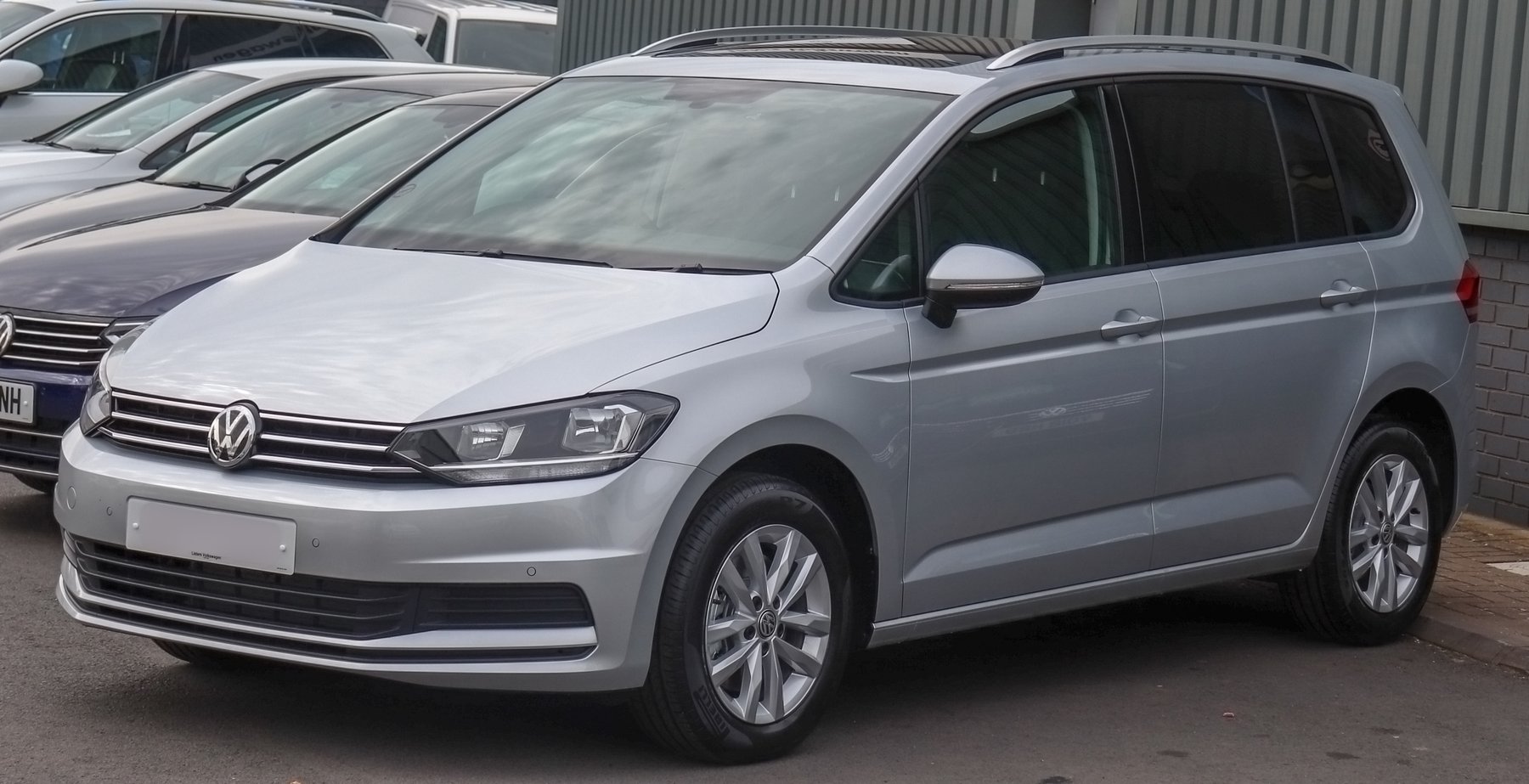 Van Volkswagen TOURAN