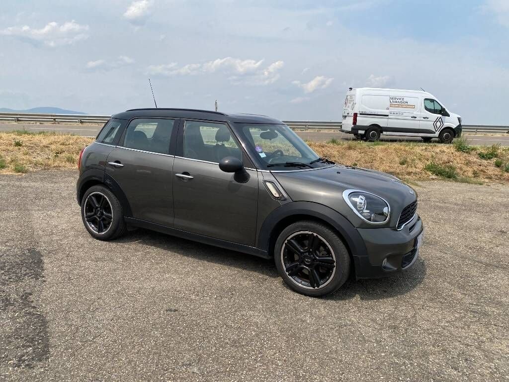 Transporter Mini COOPER SD ALL4