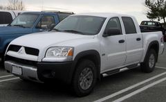 Mitsubishi RAIDER