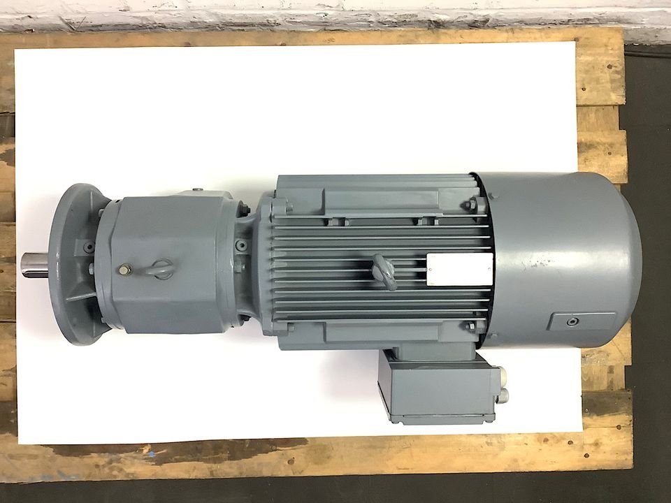 Electric motor EMT e-Drive AHE 132M8