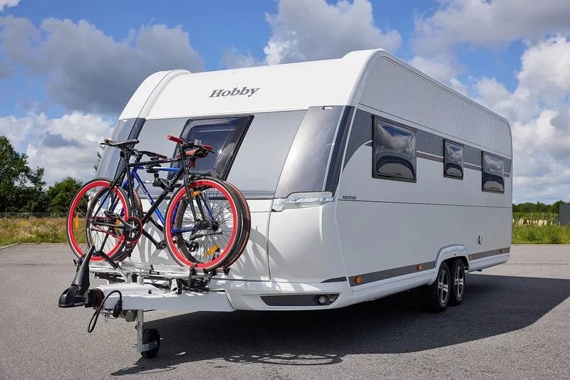 Car trailers up to 3.5 t HOBBY 495 UFE EXLUSIVE