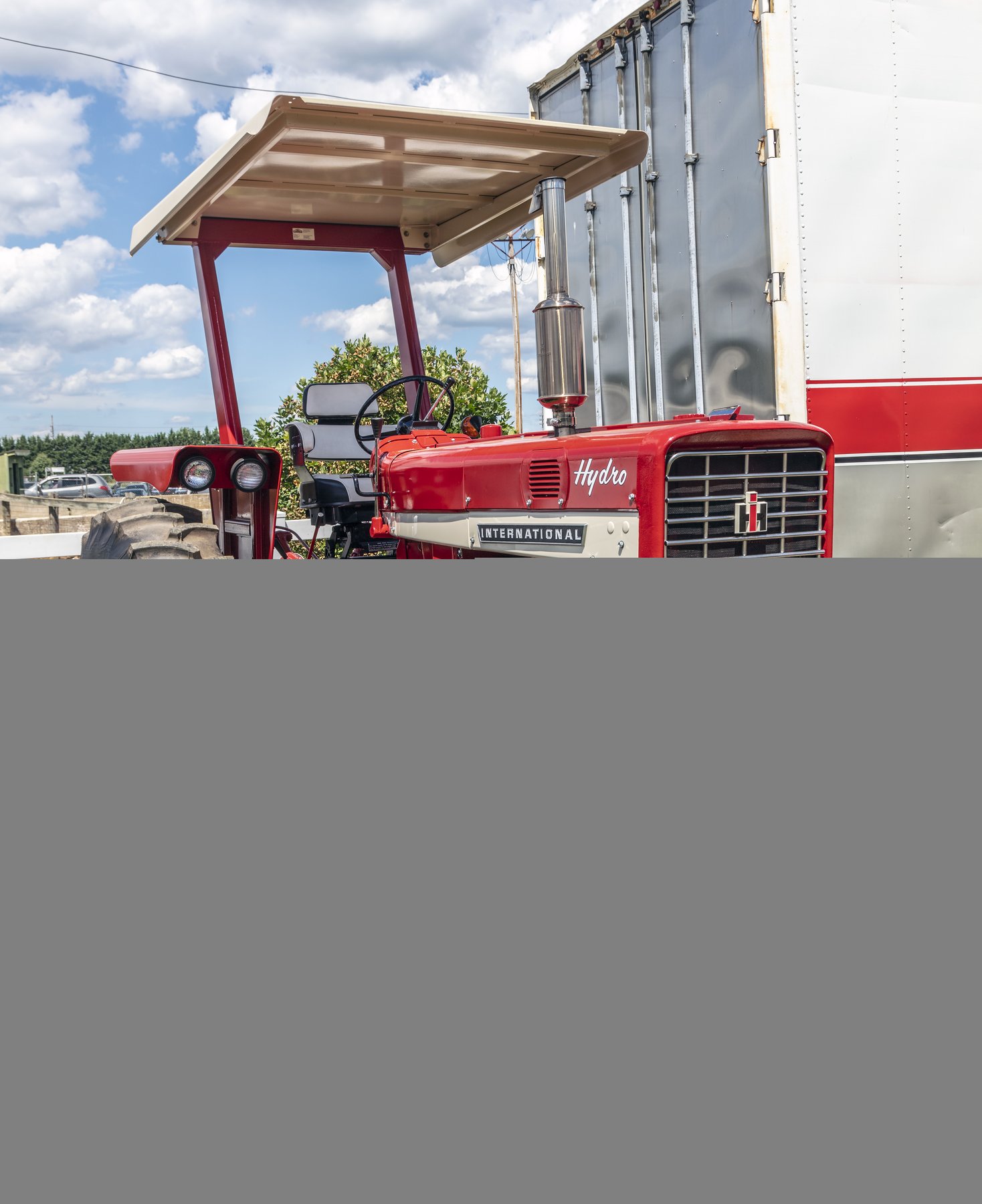 Tractor Farmall 544 Hydro