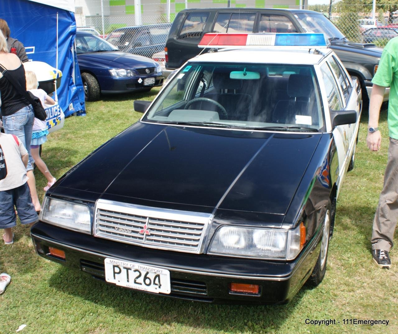 Van Mitsubishi V60