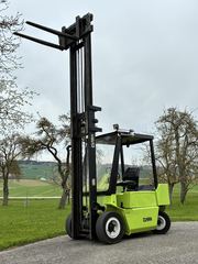 Clark Michigan CMP30 Diesel