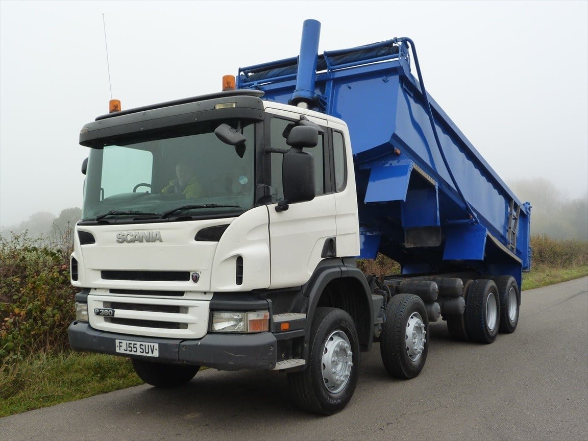 Truck Scania P 380 DB6X2 4HNA