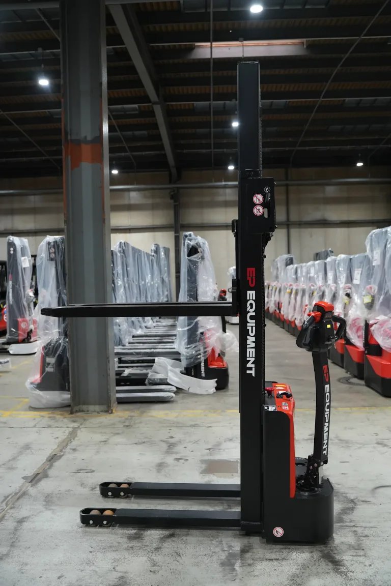 Pallet truck EP Equipment EST122