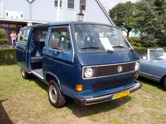 Volkswagen CARAVELLE VR6 103 KW A