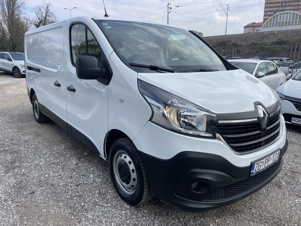 Transporter Renault 1200 L2 H1 2.0 16V