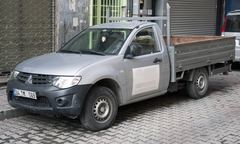 Mitsubishi L 200 DOUBLE C