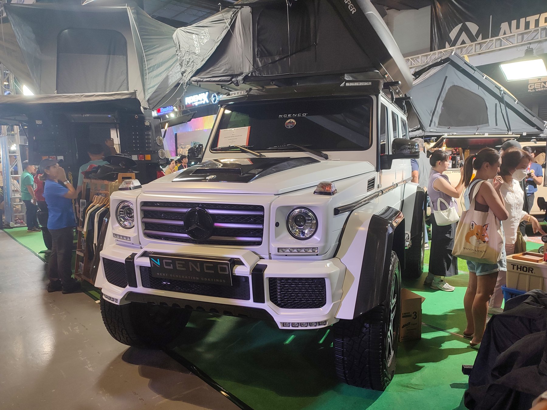 Truck Mercedes Benz G500 4×4²