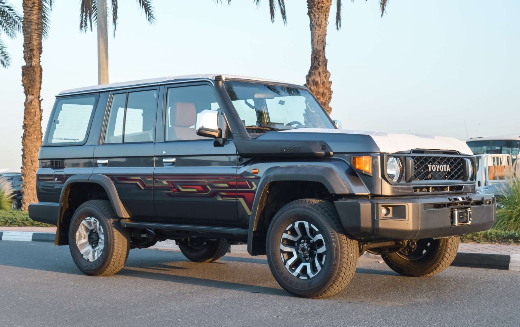 Van Toyota LANDCRUSER