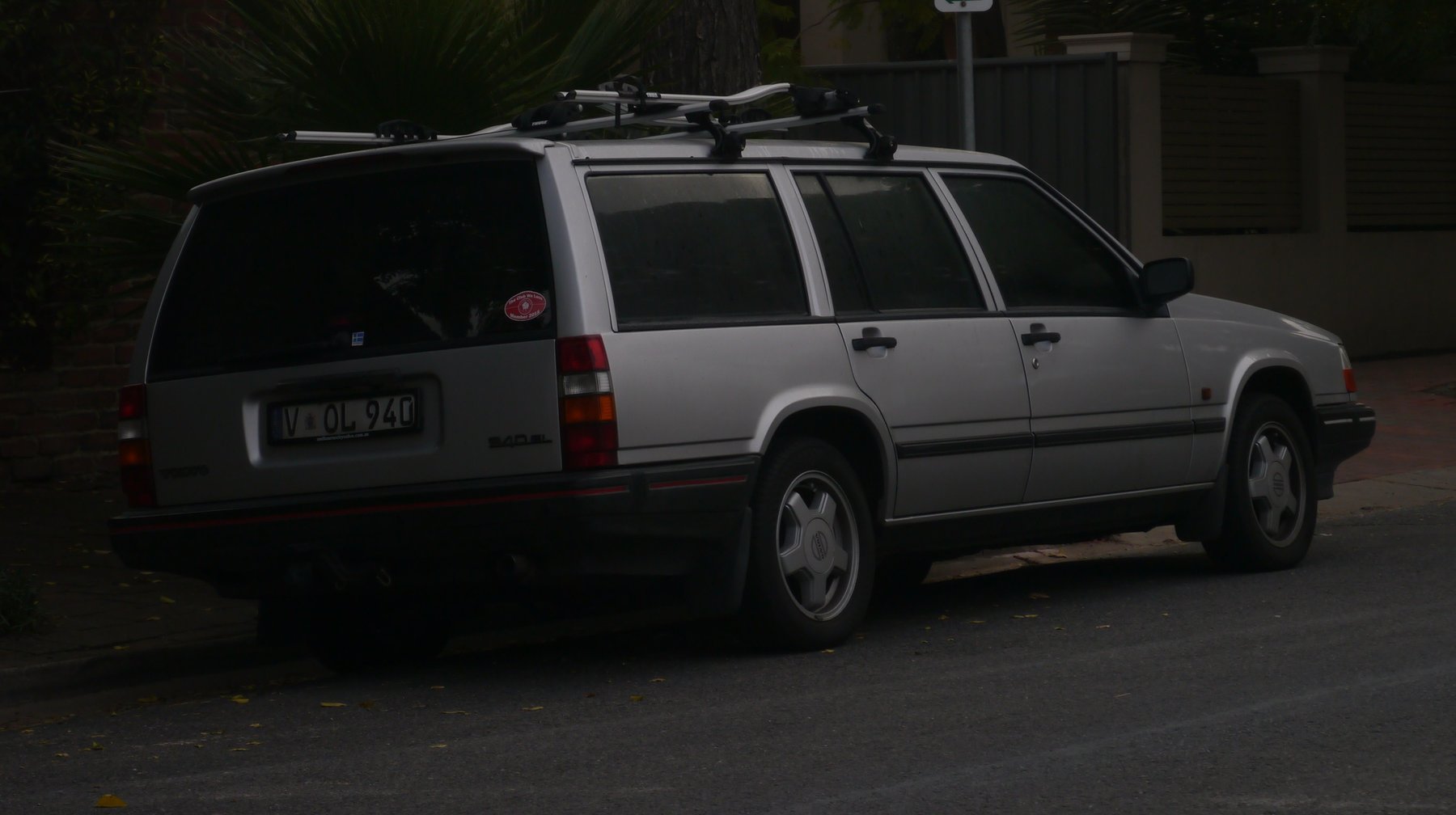 Van Volvo 5D STW 940 GL - TD