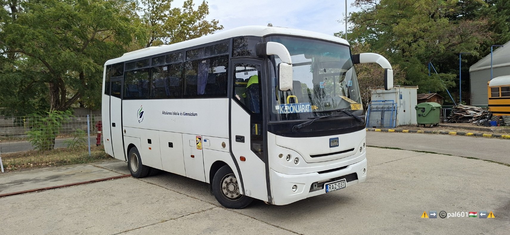 Busse & Reisebusse Bmc Midilux