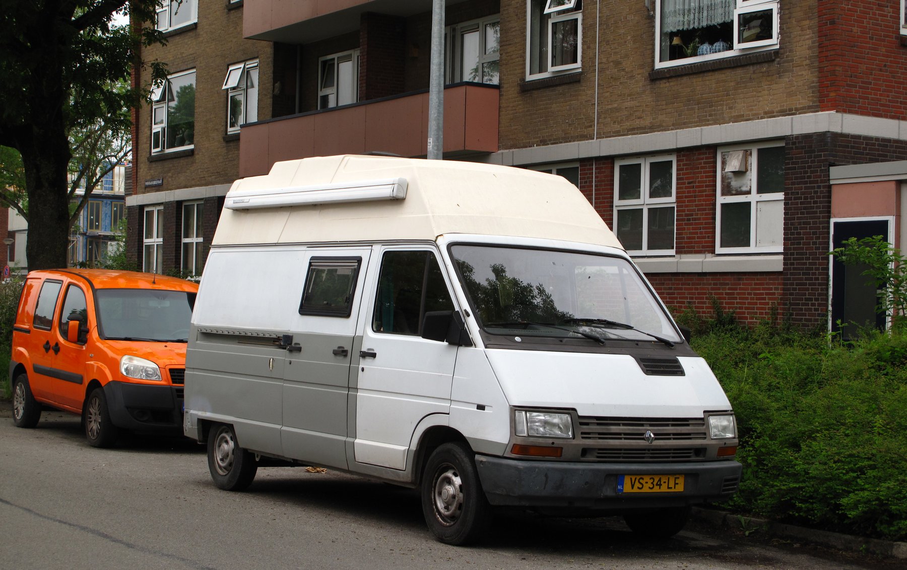 Van Renault TRAFIC T 413