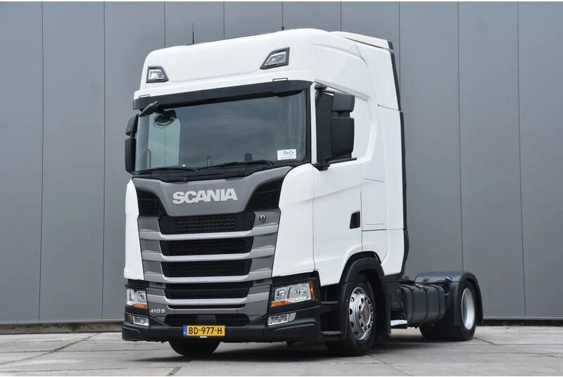 Truck Scania S 410 B6x2LB