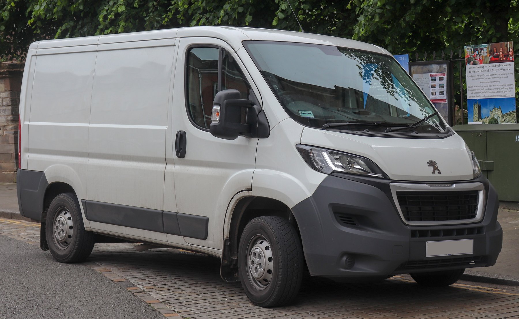 Peugeot 330LH 2.0
