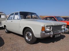Ford 17M-2000S-35F VAN/2700