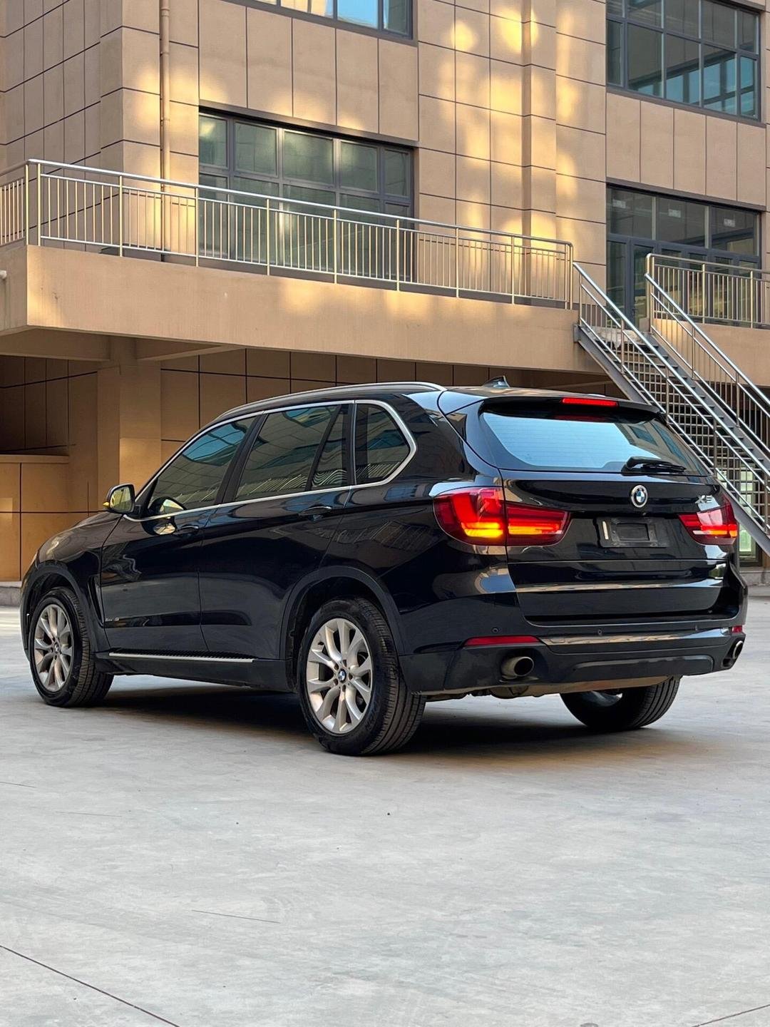 Van Bmw 5D X5 STW 3.0D AUTOMATIC-FA71-4X4/282