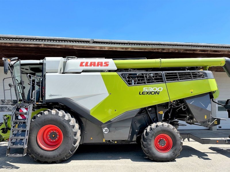 Maszyna żniwna CLAAS Lexion 5300