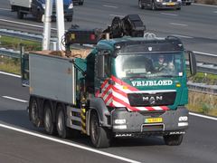 MAN 35.360 8X4-4 BL