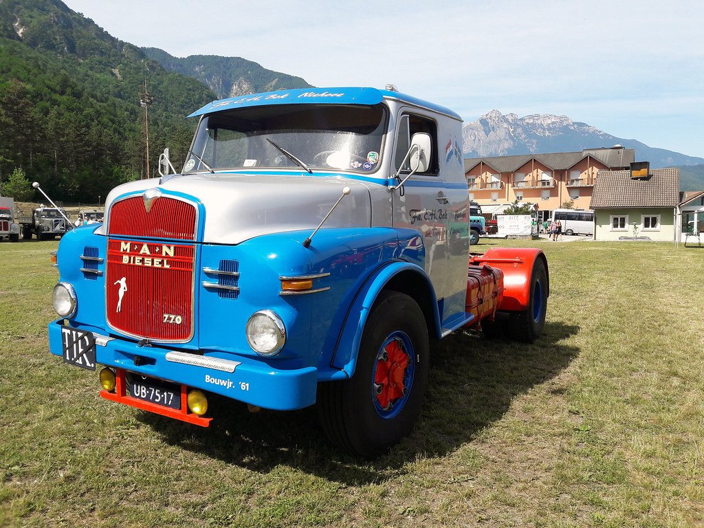 Lastwagen MAN 770 L 1