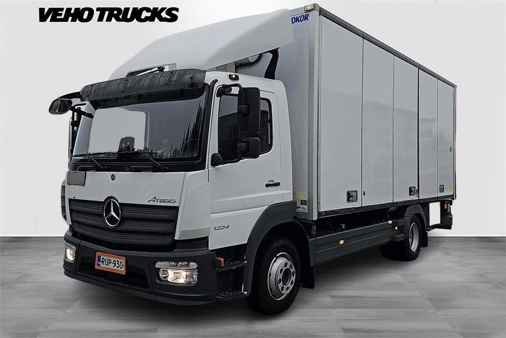 Truck Mercedes Benz 1224L