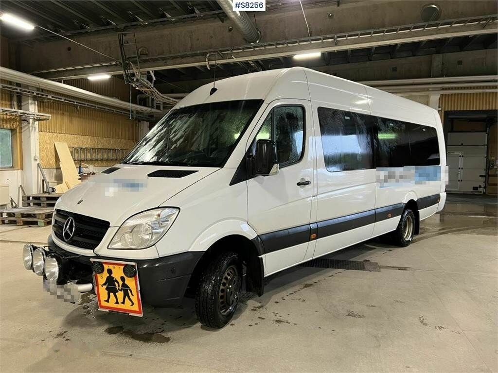 Van Mercedes Benz 9060K35