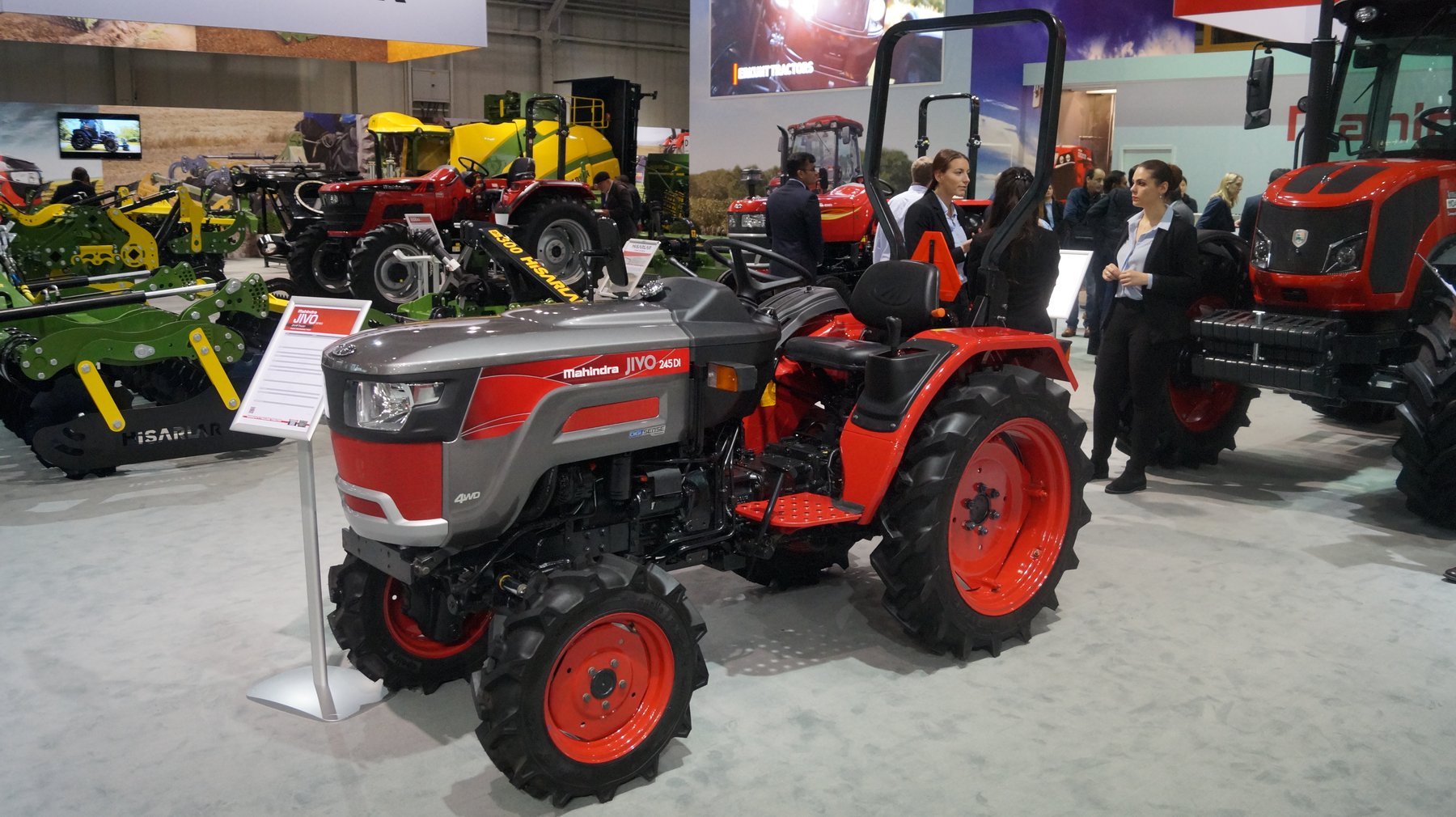 Tractor Mahindra 245-DI