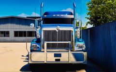 International 9900i