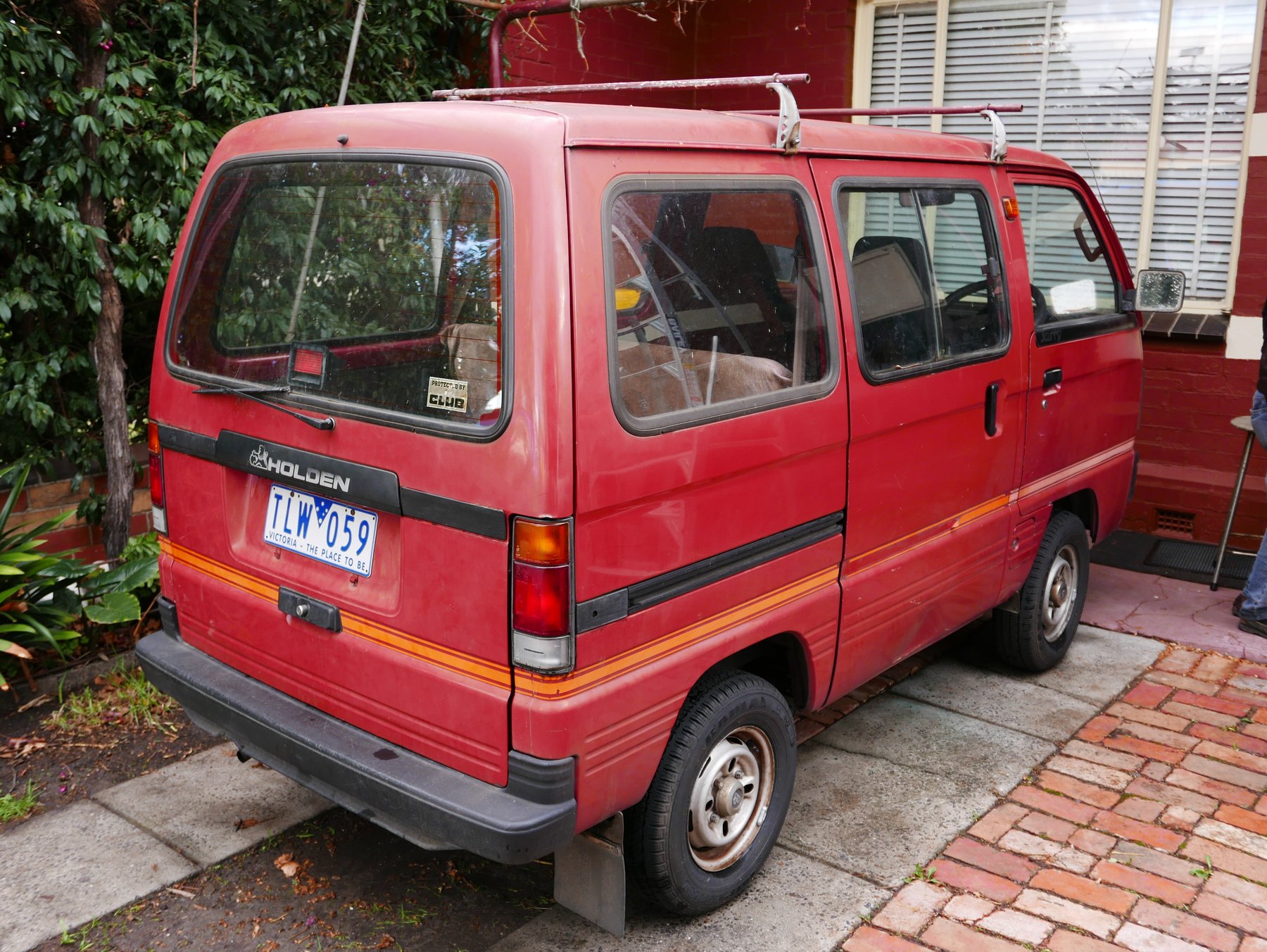 Transporter Holden Scurry