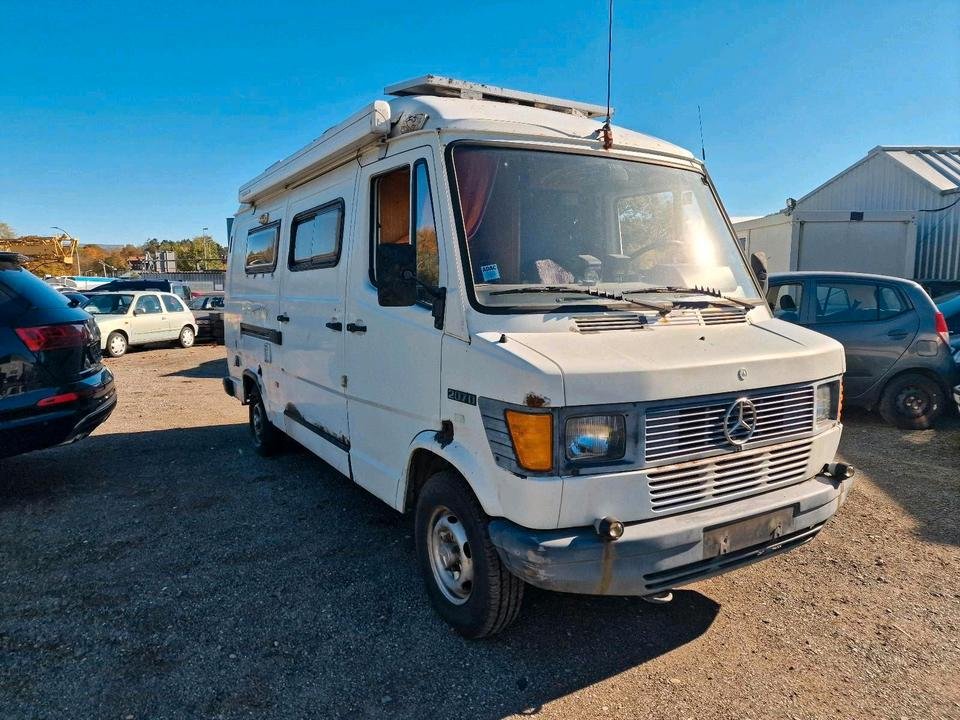 Van Mercedes Benz 207D/601D 28