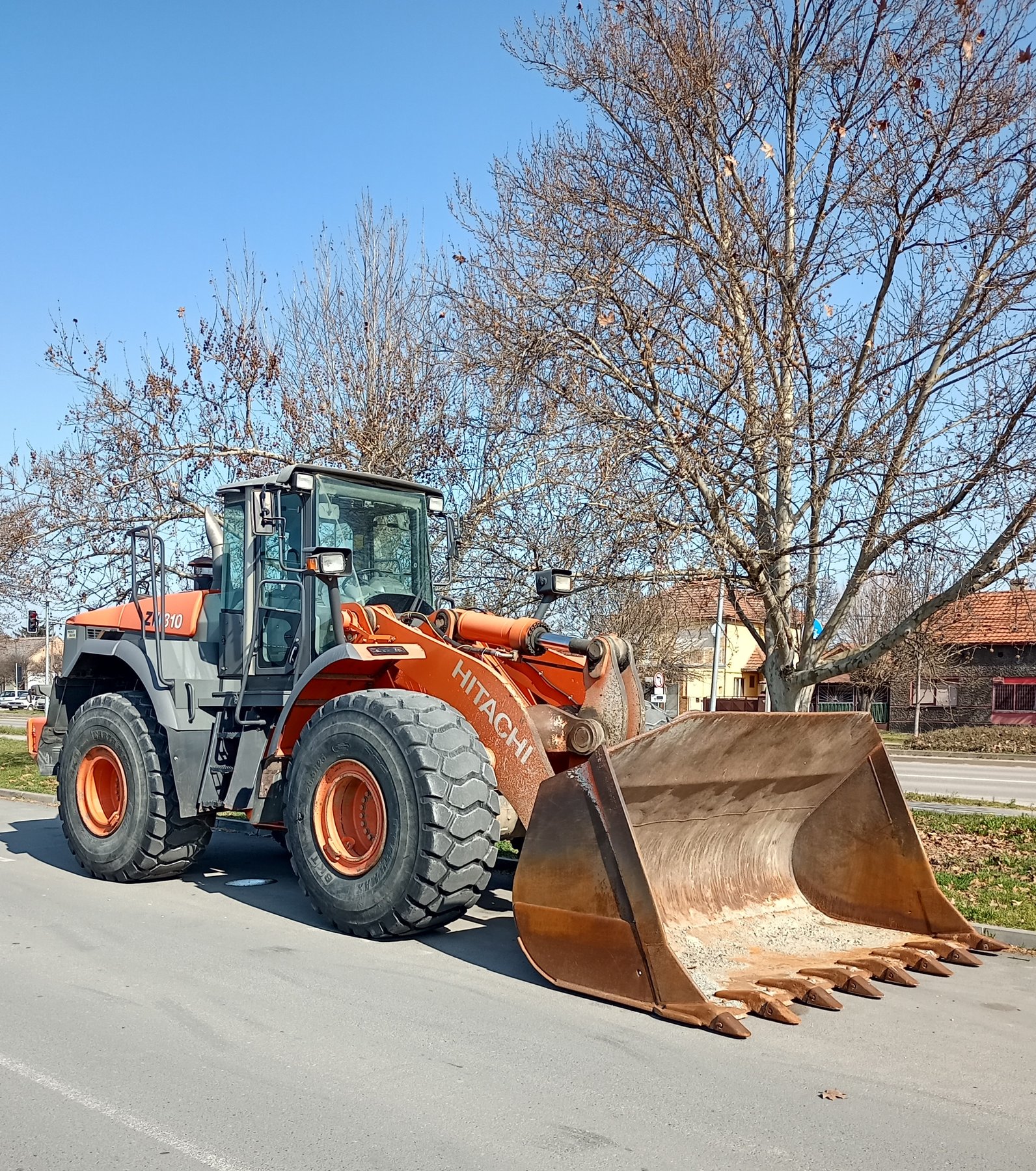 Hitachi ZW-310
