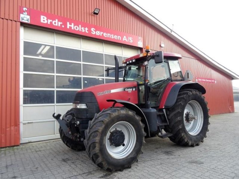Tractor Case MXM190