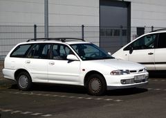Mitsubishi 5D LANCER STW 2.0 GL-L-CB8W/250