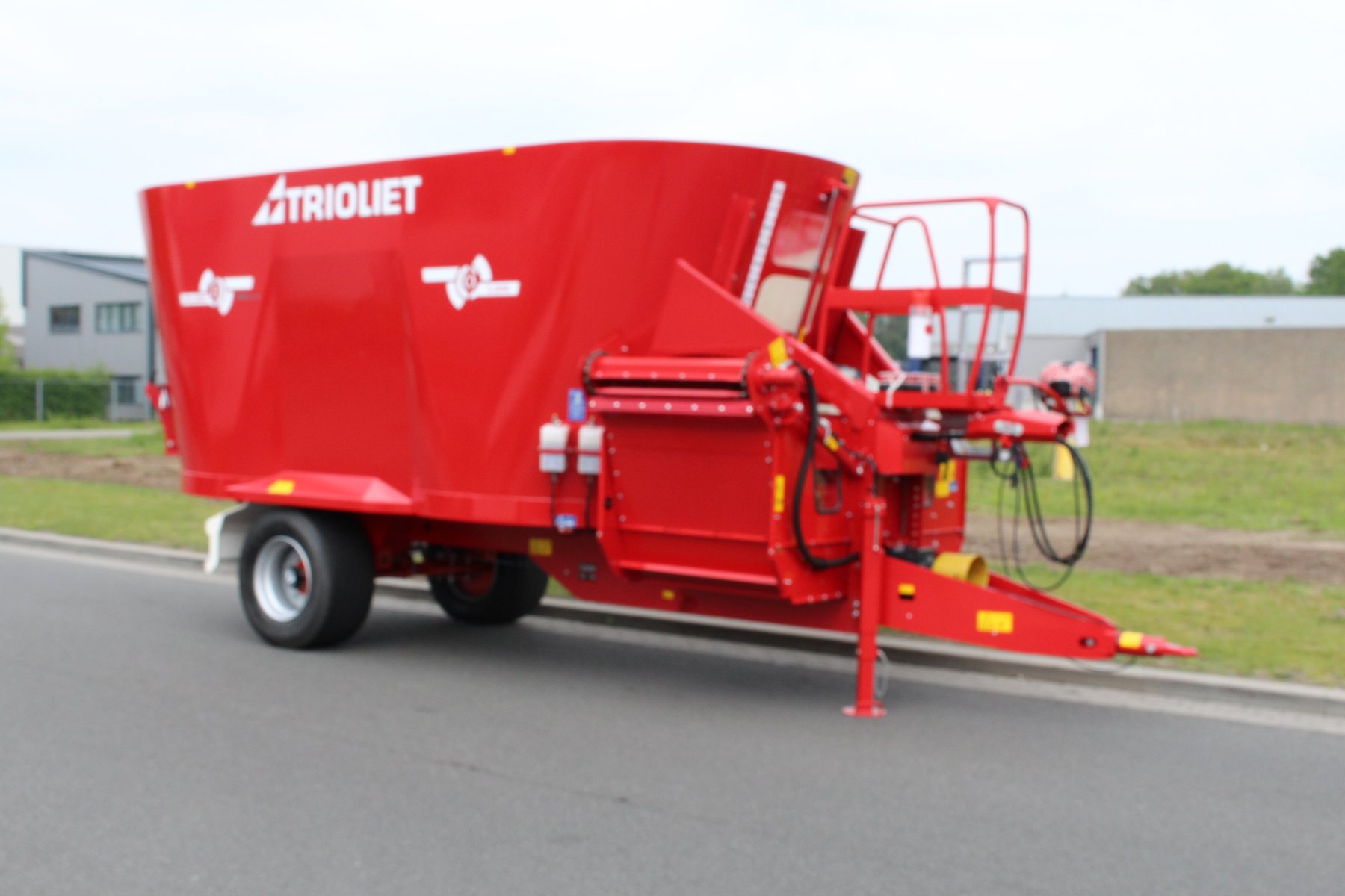 Feed handling Trioliet Solomix 2 2000L VLH-C-T