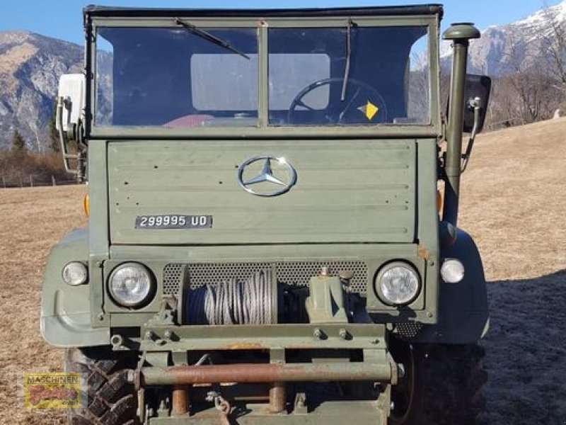 Tractor Mercedes Benz U 30 ( 411.110 )