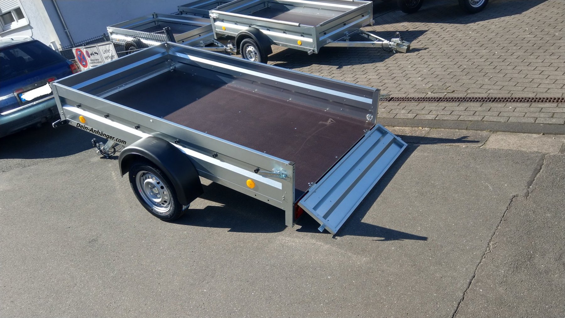 Kleinanhänger bis 750 kg Omavalmiste 1.5 M X 3.0 M