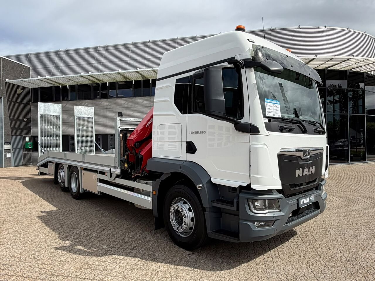 Truck MAN TGM 26.290 6X2-4 BL