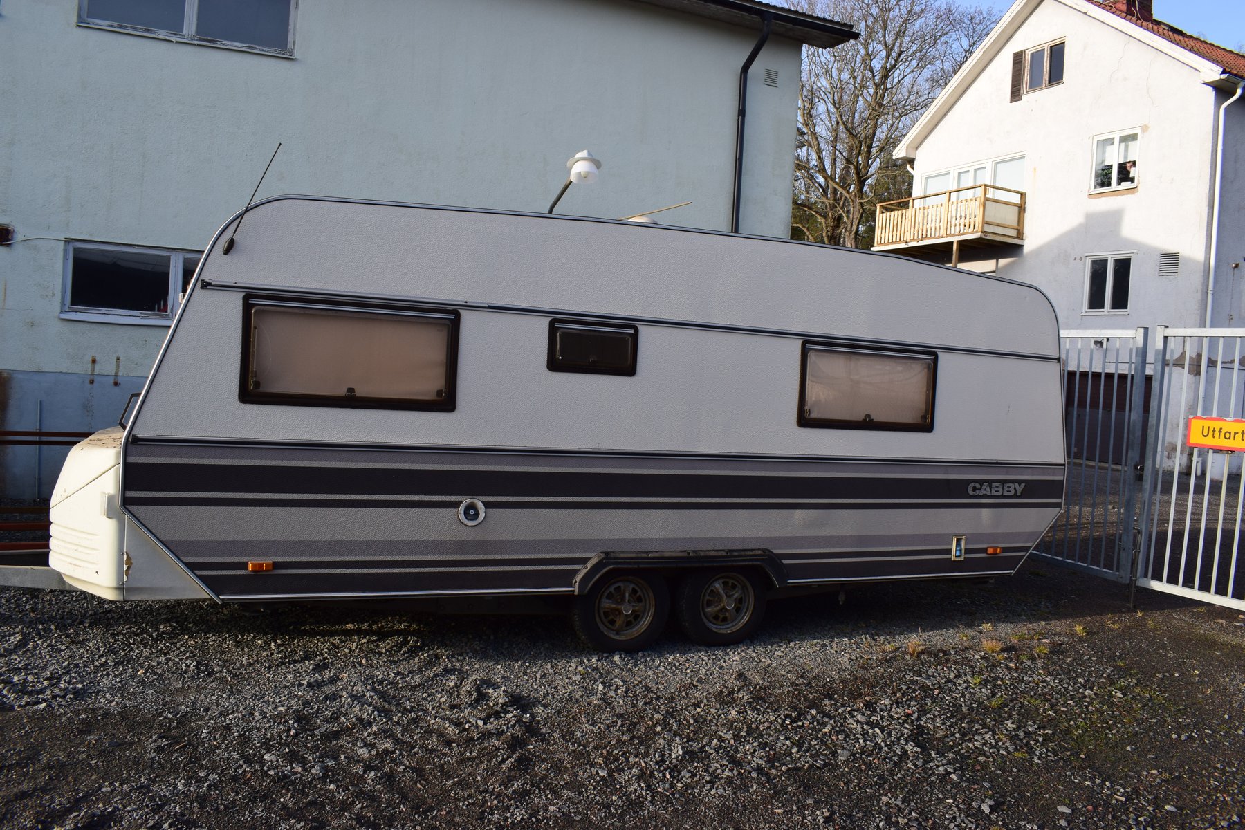 Przyczepy samochodowe do 3,5 t CABBY 590 Glx