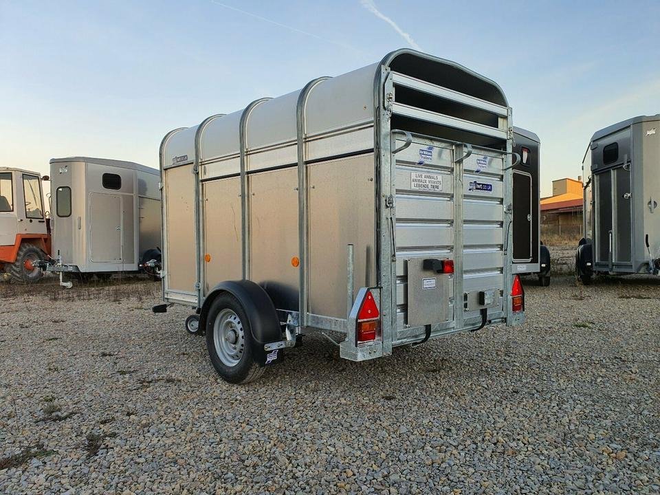 Ifor Williams HB 506