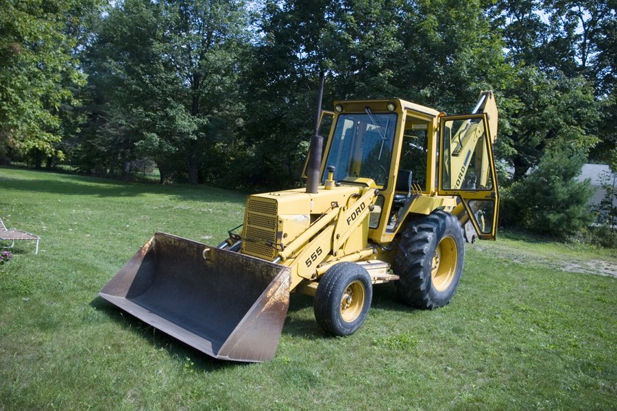 Excavator Ford 555A backhoe
