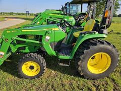 John Deere 3025E