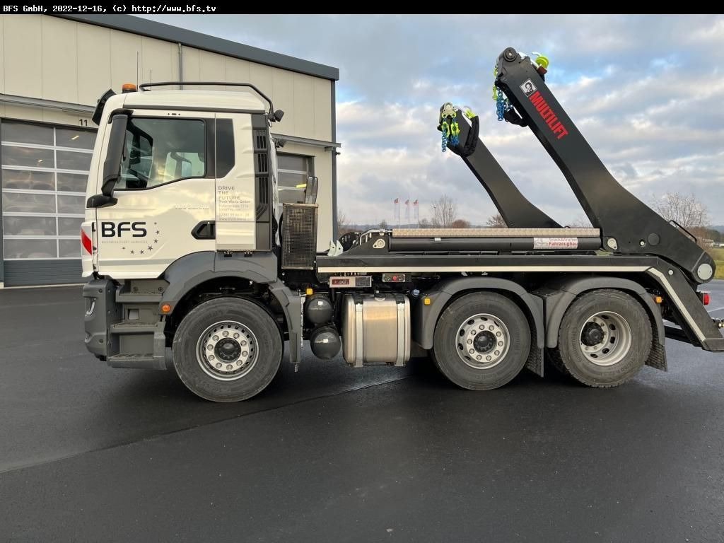 Truck MAN 26.510 6x4H-2 BL CH