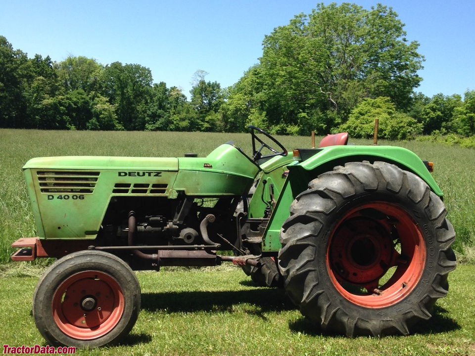 Tractor Torpedo D 40 06