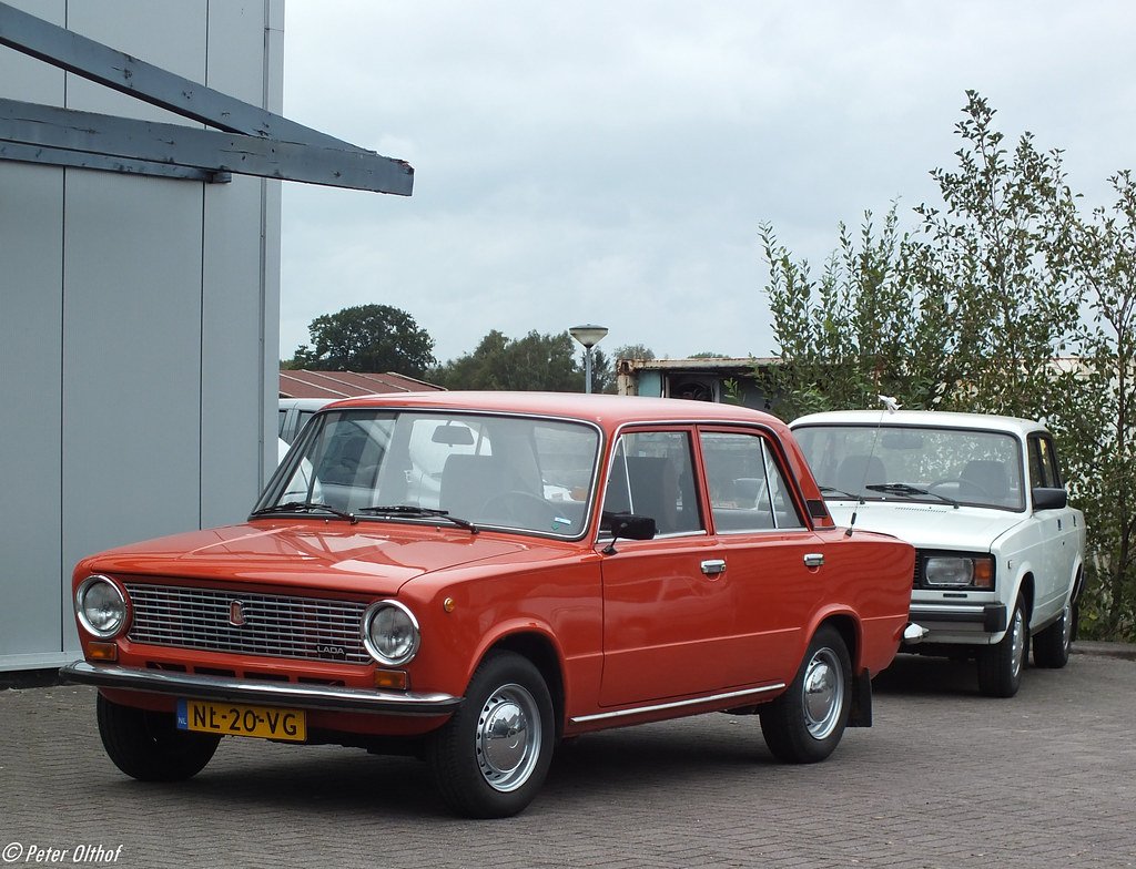 Transporter Lada 1200 S